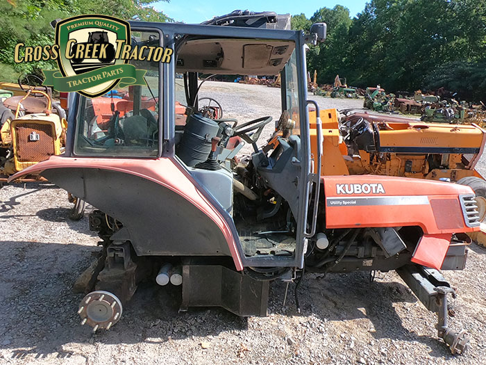 Kubota M9000 Tractor Parts